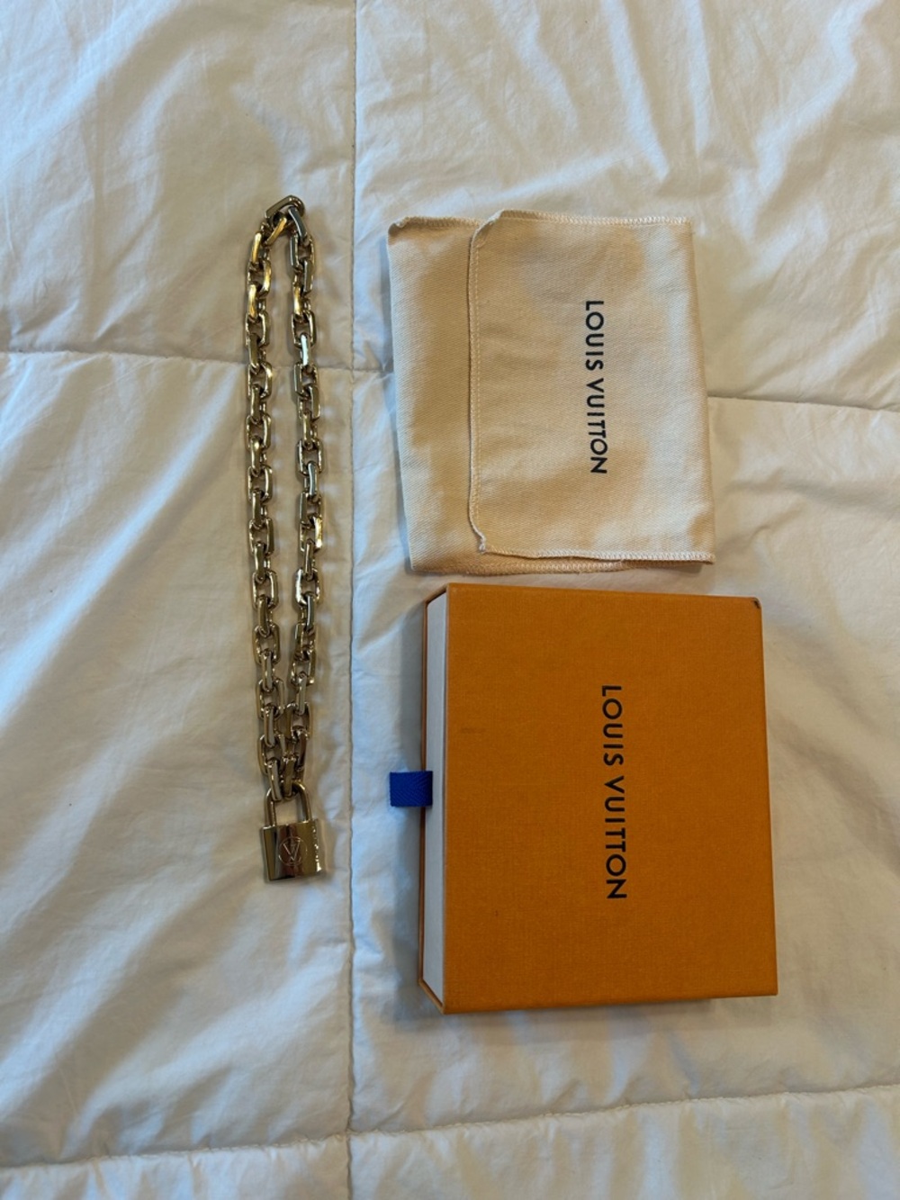 Cadenas Edge chunky LV necklace
